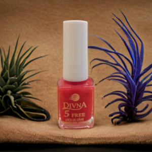 Divna Pinta uñas color rojo con purpurina nº 87
