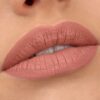 Essence Barra De Labios Líquida 8h Matte Nº03 Soft Beige - Imagen 4